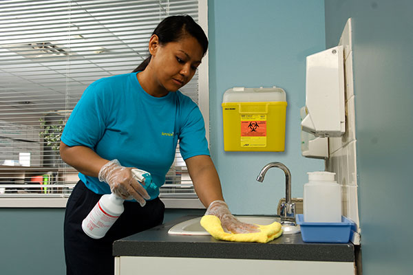 You are currently viewing The Industry Standard in Healthcare Cleaning in Atlanta, Georgia